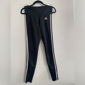 Women’s Adidas leggings